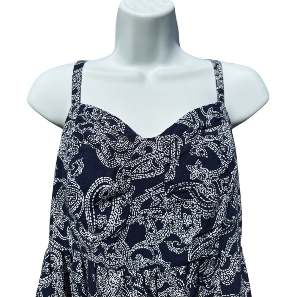 TORRID 10492107 Blue Paisley Challis Hi-Lo Skater Dress 
Size 1 - Picture 3 of 8